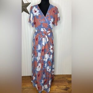 Elegant Floral Maxi Dress in Blue and Pink Size Small